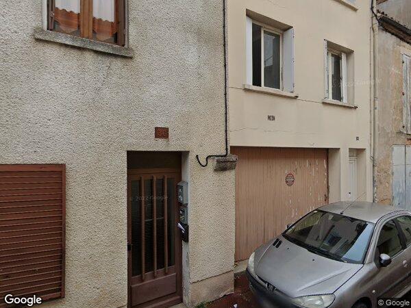 UN IMMEUBLE À USAGE D’HABITATION