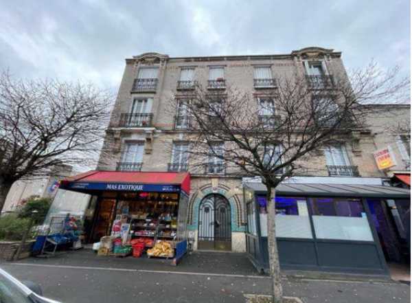 UN APPARTEMENT