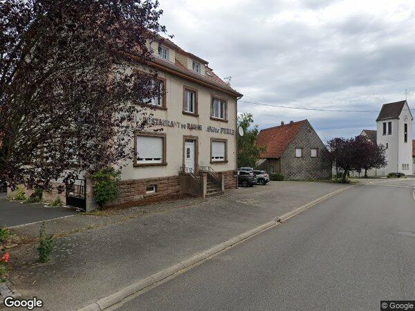 UNE MAISON À USAGE D'HABITATION