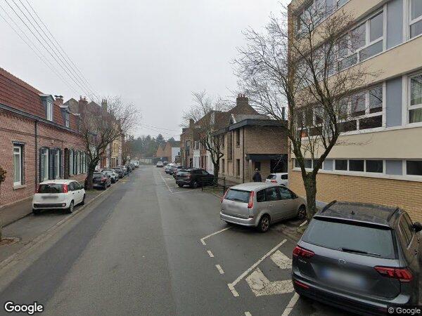 UN APPARTEMENT AVEC CAVE ET UN GARAGE