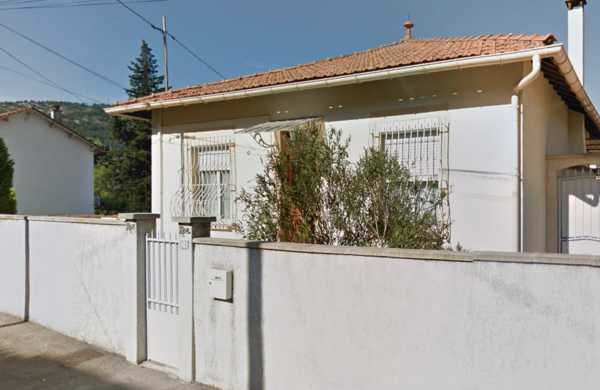 UN ENSEMBLE IMMOBILIER