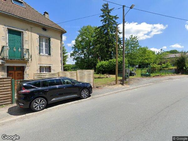 UNE MAISON EN PIERRE