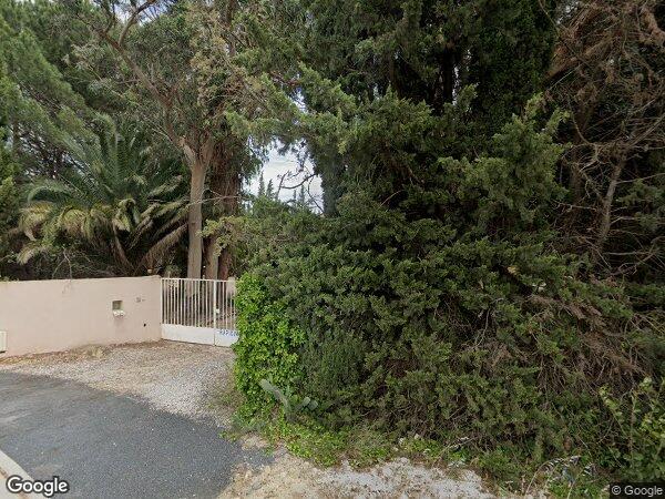 UNE MAISON D'HABITATION