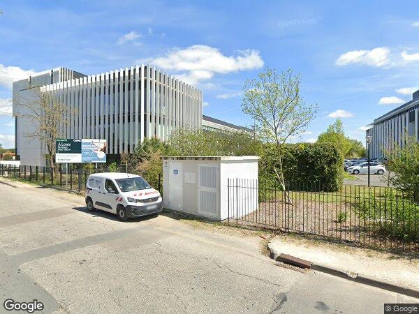 UN LOGEMENT DE TYPE T1 À USAGE DE BUREAU