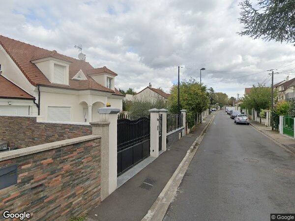 UN PAVILLON D'HABITATION