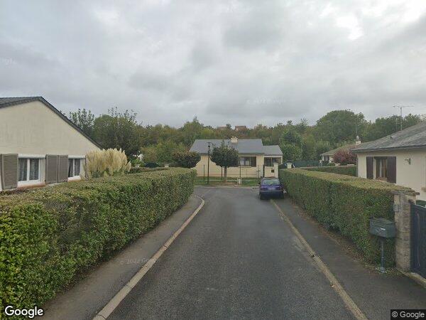 UNE MAISON D'HABITATION