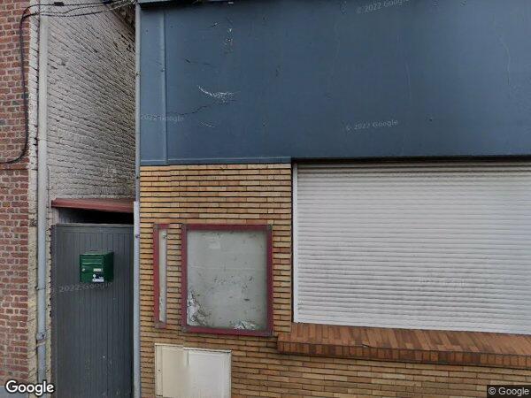 UNE MAISON À USAGE MIXTE DE COMMERCE ET D’HABITATION