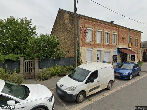 UN BÂTIMENT À USAGE PROFESSIONNEL