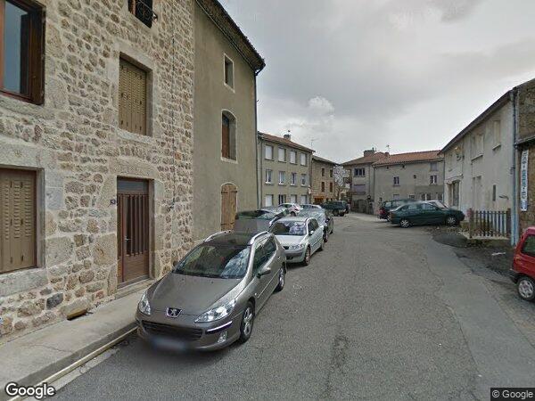 UN TÉNEMENT IMMOBILIER