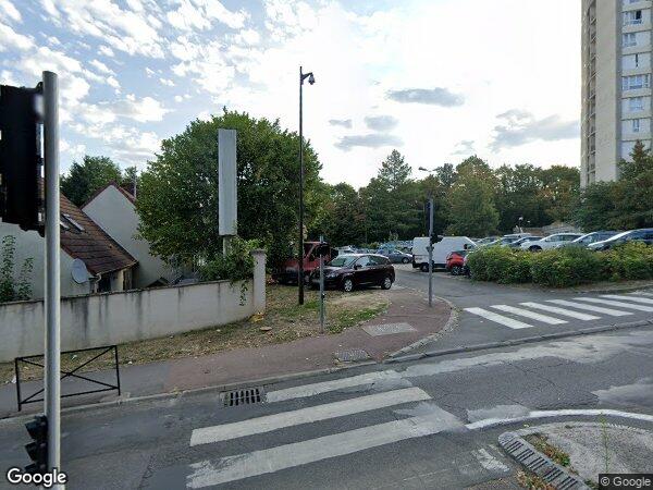 DEUX BOX POUR VOITURE