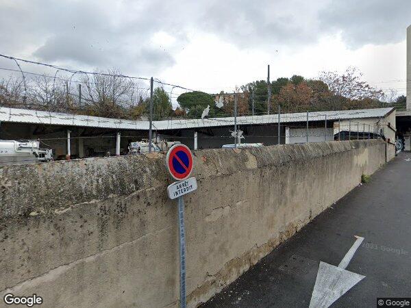 UN APPARTEMENT ET UNE CAVE