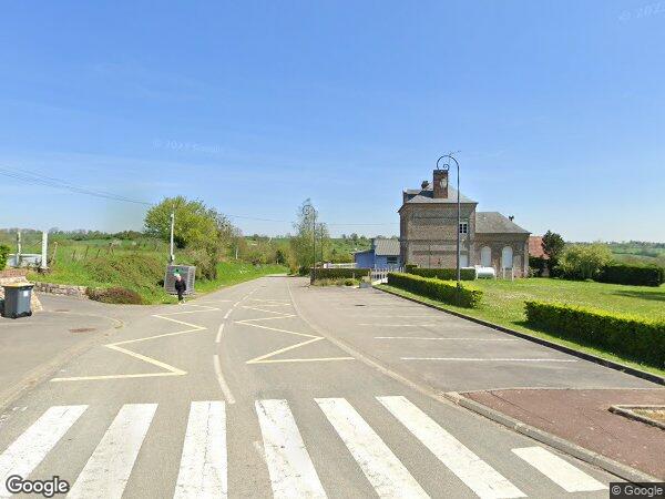 UNE MAISON D'HABITATION