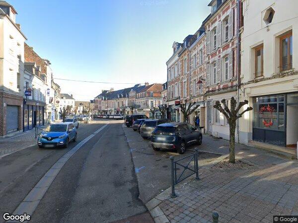 UNE MAISON À USAGE D'HABITATION