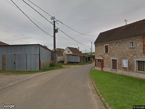 UNE MAISON D'HABITATION