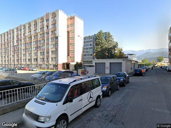 UN APPARTEMENT AVEC UNE CAVE
