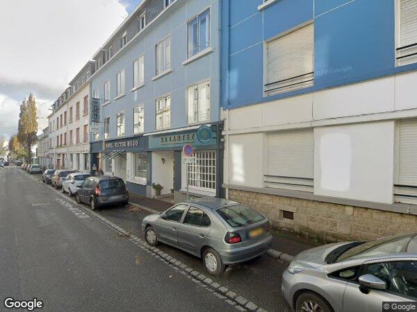 UN APPARTEMENT ET UNE CAVE