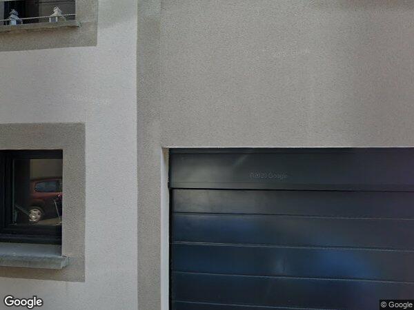 UN APPARTEMENT AVEC UNE CAVE ET UNE TERRASSE