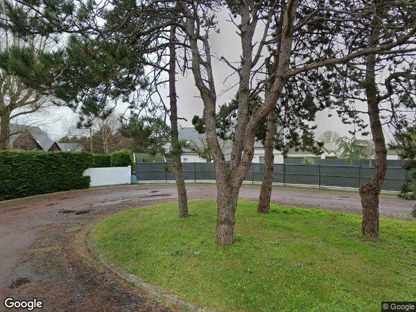 UNE MAISON À USAGE D'HABITATION COUVERTE EN ARDOISES