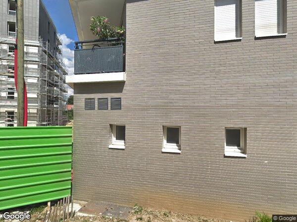 UN APPARTEMENT ET DEUX PARKINGS