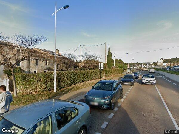 UNE MAISON D'HABITATION DE TYPE T3 ET UN PARKING