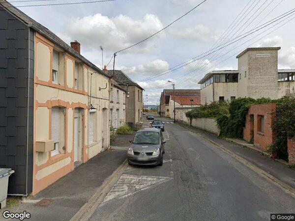 UNE MAISON À USAGE D’HABITATION