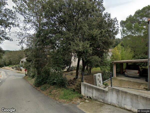 UNE MAISON D’HABITATION AVEC TERRAIN ATTENANT