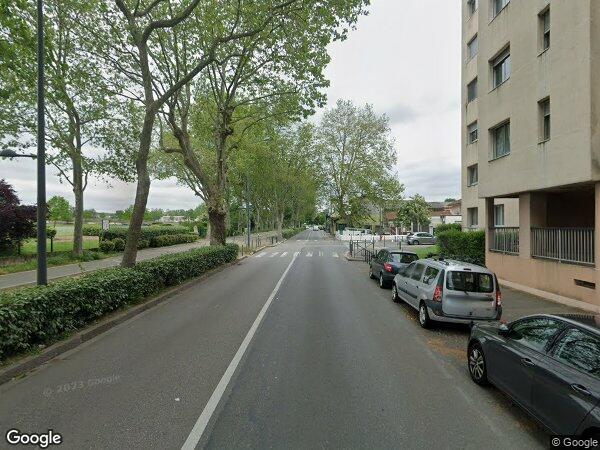 UN BOX GARAGE DOUBLE