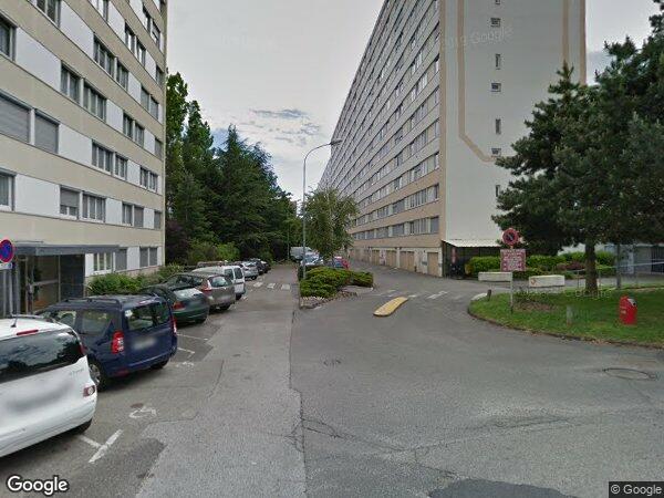 UN APPARTEMENT ET UNE CAVE