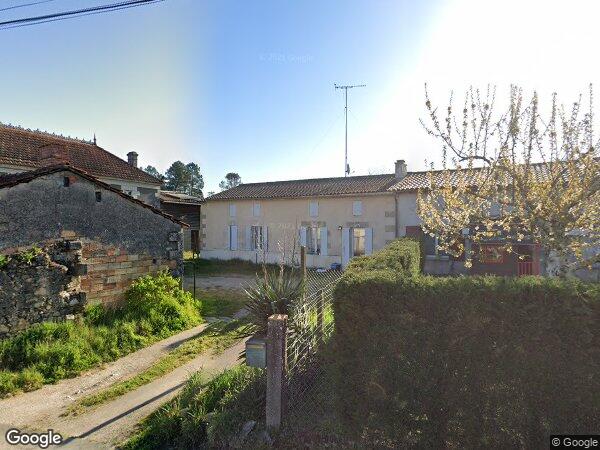 UNE MAISON D'HABITATION