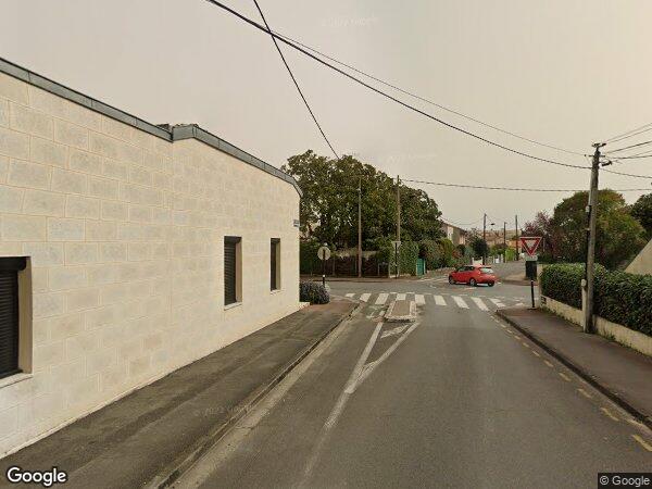 UNE MAISON D'HABITATION