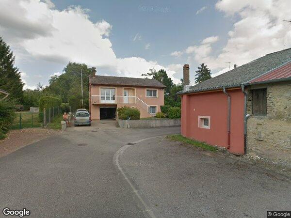 UNE MAISON À USAGE D'HABITATION AVEC UNE PARCELLE DE VERGER NON ATTENANTE