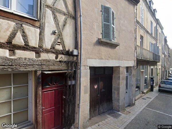 UNE  PARCELLE DE TERRAIN EN CENTRE-VILLE