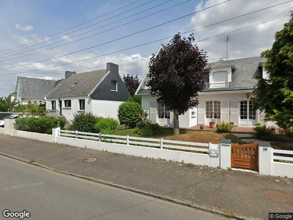 UNE MAISON D'HABITATION