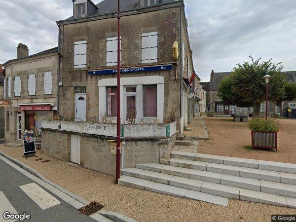 UNE MAISON À USAGE D’HABITATION 