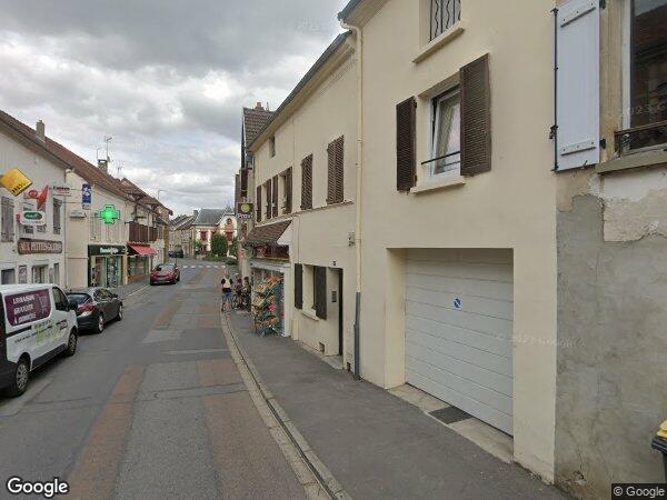 UN ENSEMBLE IMMOBILIER