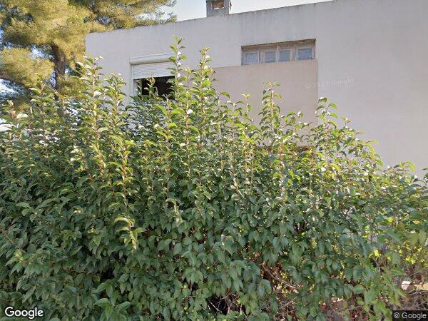 UN APPARTEMENT DE TYPE 4 ET UNE CAVE