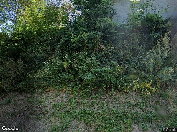 UNE MAISON AVEC JARDIN