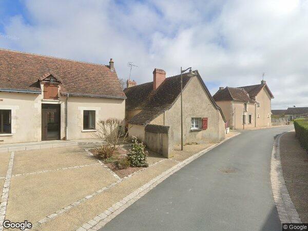 UNE MAISON D’HABITATION AVEC GARAGE ET TERRAIN ATTENANT
