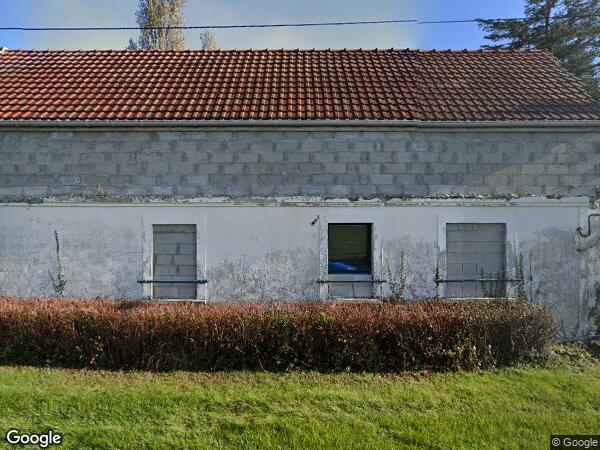 UNE MAISON D'HABITATION DE TYPE PHENIX (2013)