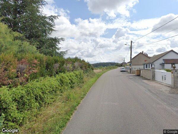 UNE MAISON D'HABITATION