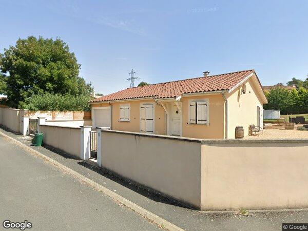 UNE MAISON D'HABITATION
