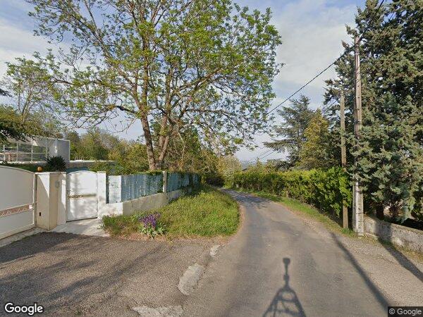 UNE MAISON D'HABITATION