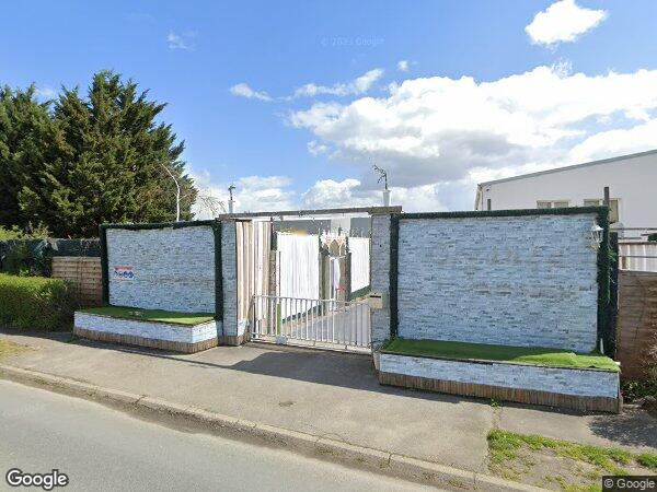 UN ENSEMBLE IMMOBILIER