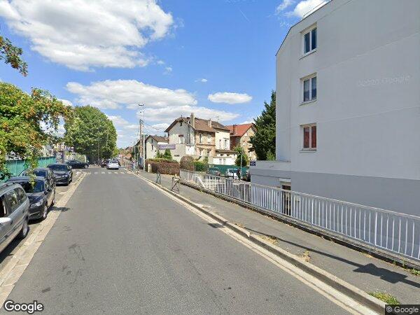 UN APPARTEMENT DE 5 PIÈCES