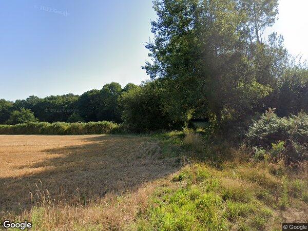 UNE PARCELLE DE TERRE