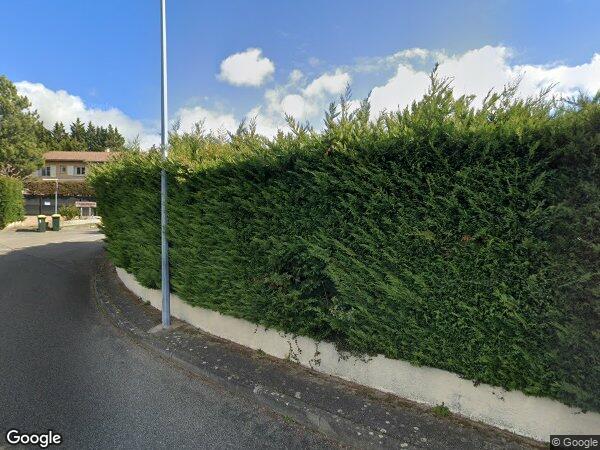 UNE MAISON A USAGE D’HABITATION