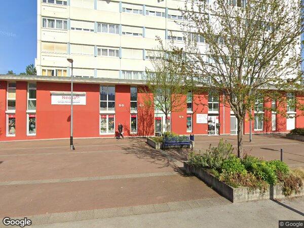 UN APPARTEMENT AVEC CAVE ET UN GARAGE