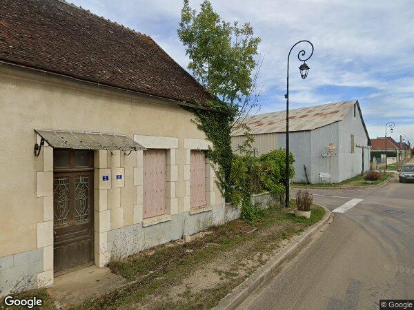 UNE MAISON D'HABITATION