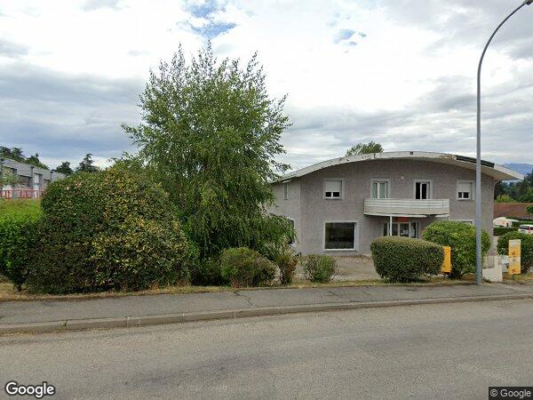 UN ENSEMBLE IMMOBILIER