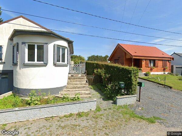 UNE MAISON À USAGE D’HABITATION